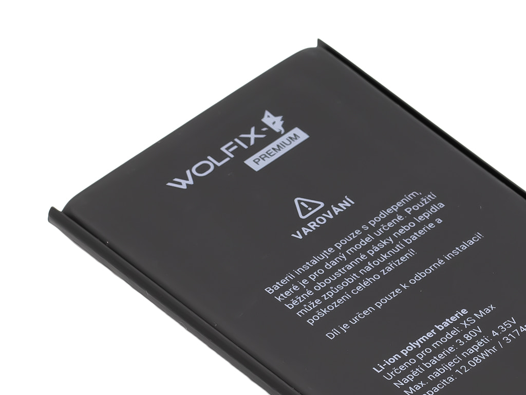 Proces výměny baterie u iPhonu XS Max v servisu Praha 5